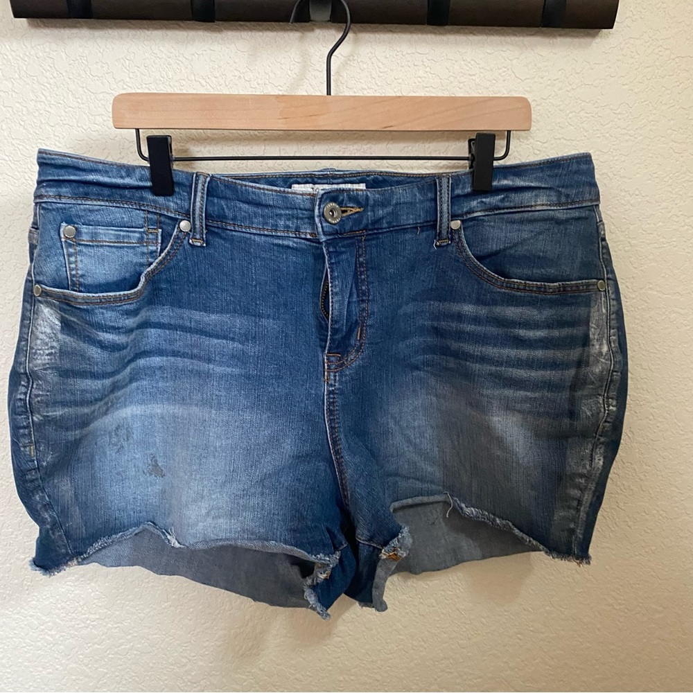 Torrid cut off jean shorts